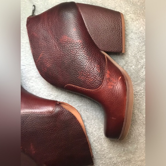 Korks ankle boots size 9.5 - Picture 6 of 9
